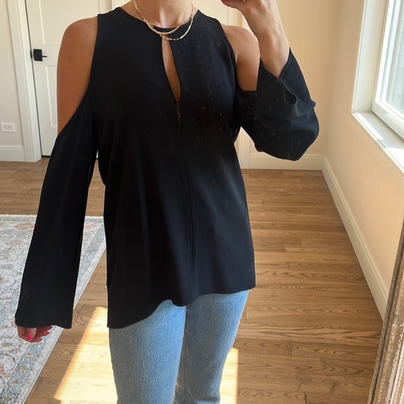 Theory Cold Shoulder Blouse size large - Picture 3 of 12